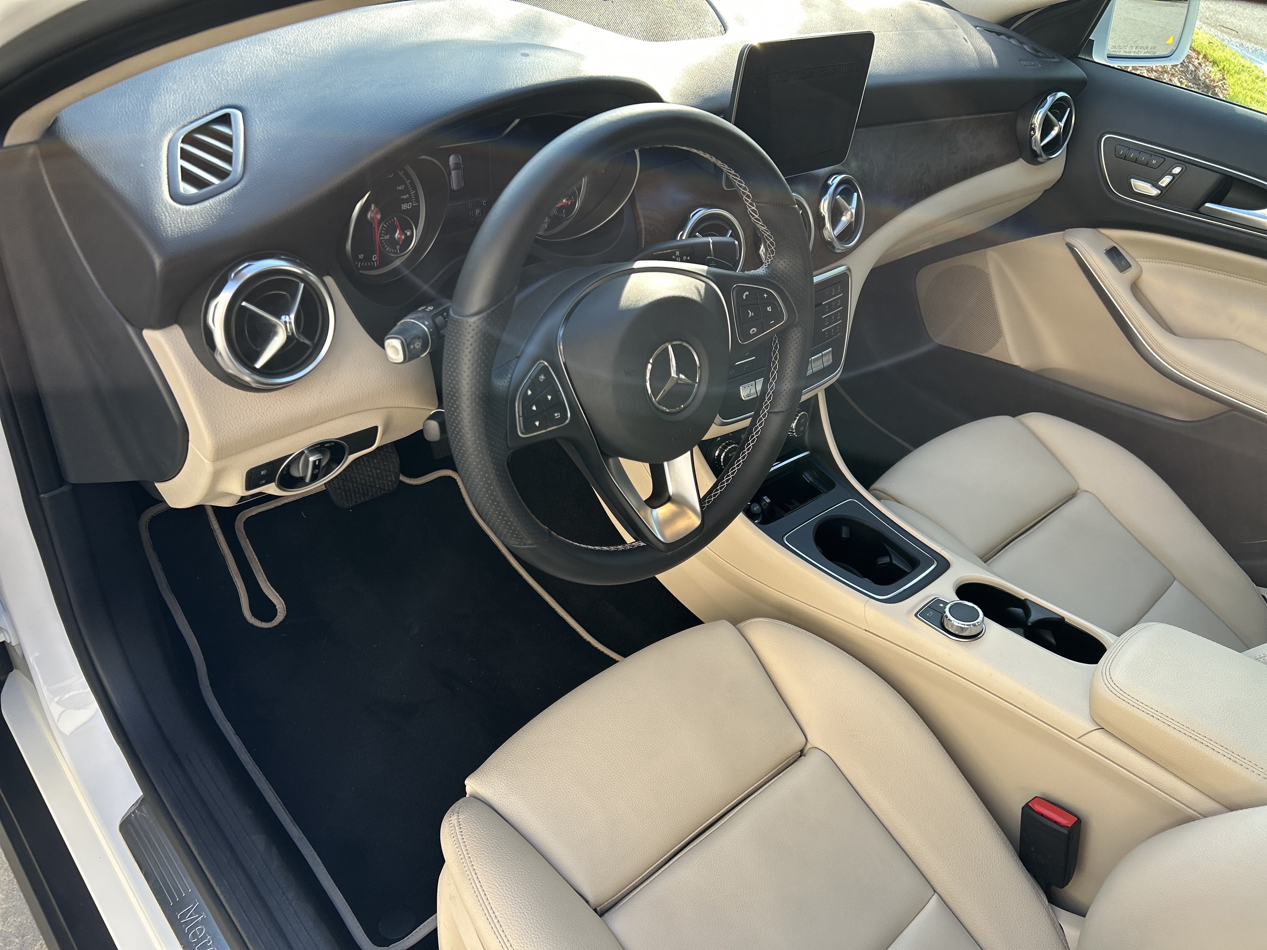 Used 2019 Mercedes-Benz GLA 250 image 17