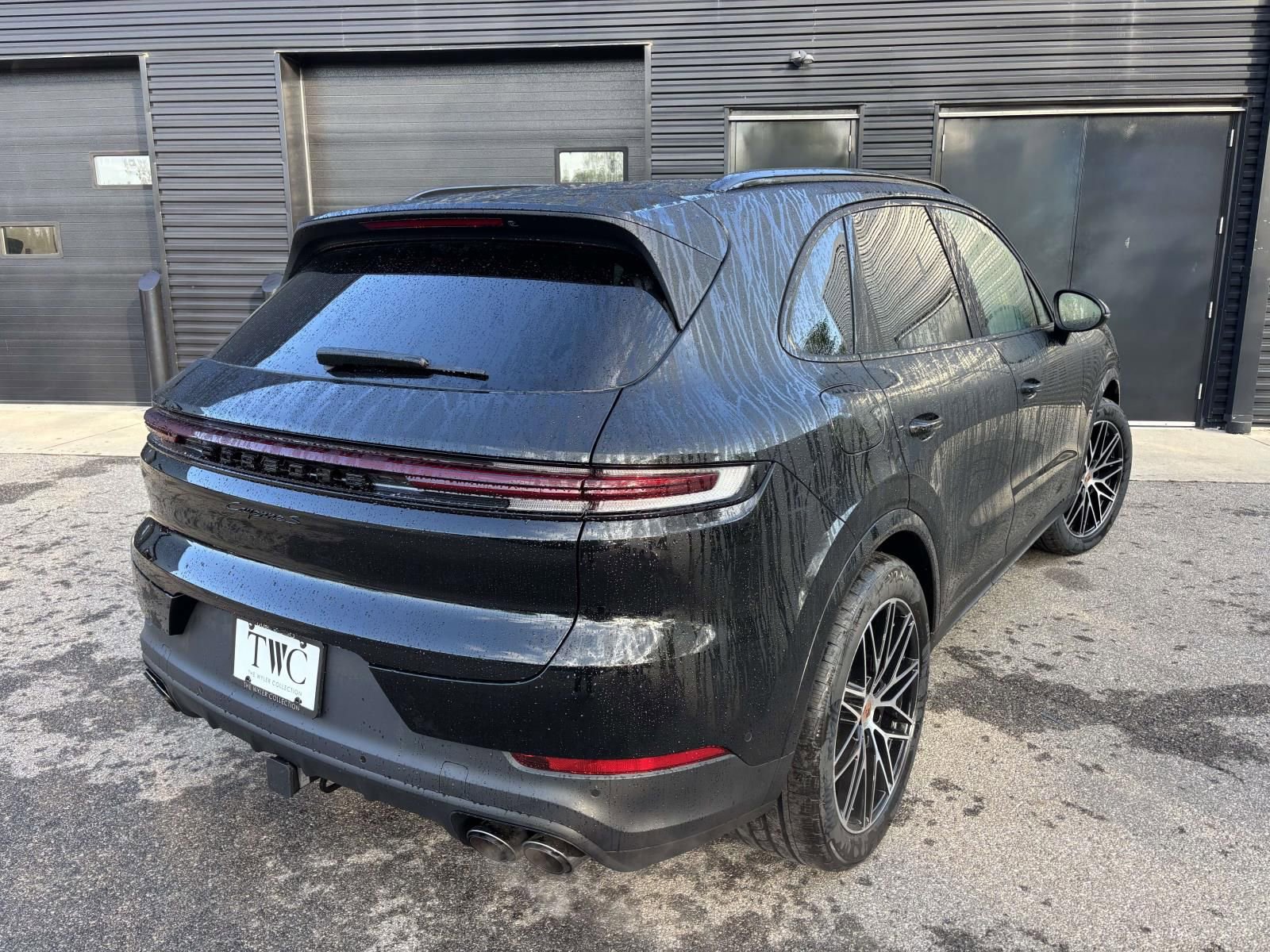 New 2026 Porsche Cayenne S AWD/4WD image 10