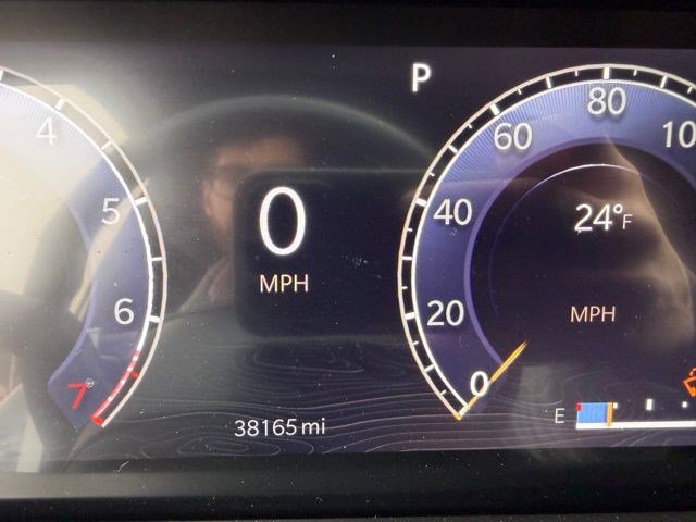 Used 2022 Jeep Grand Cherokee L Laredo image 16