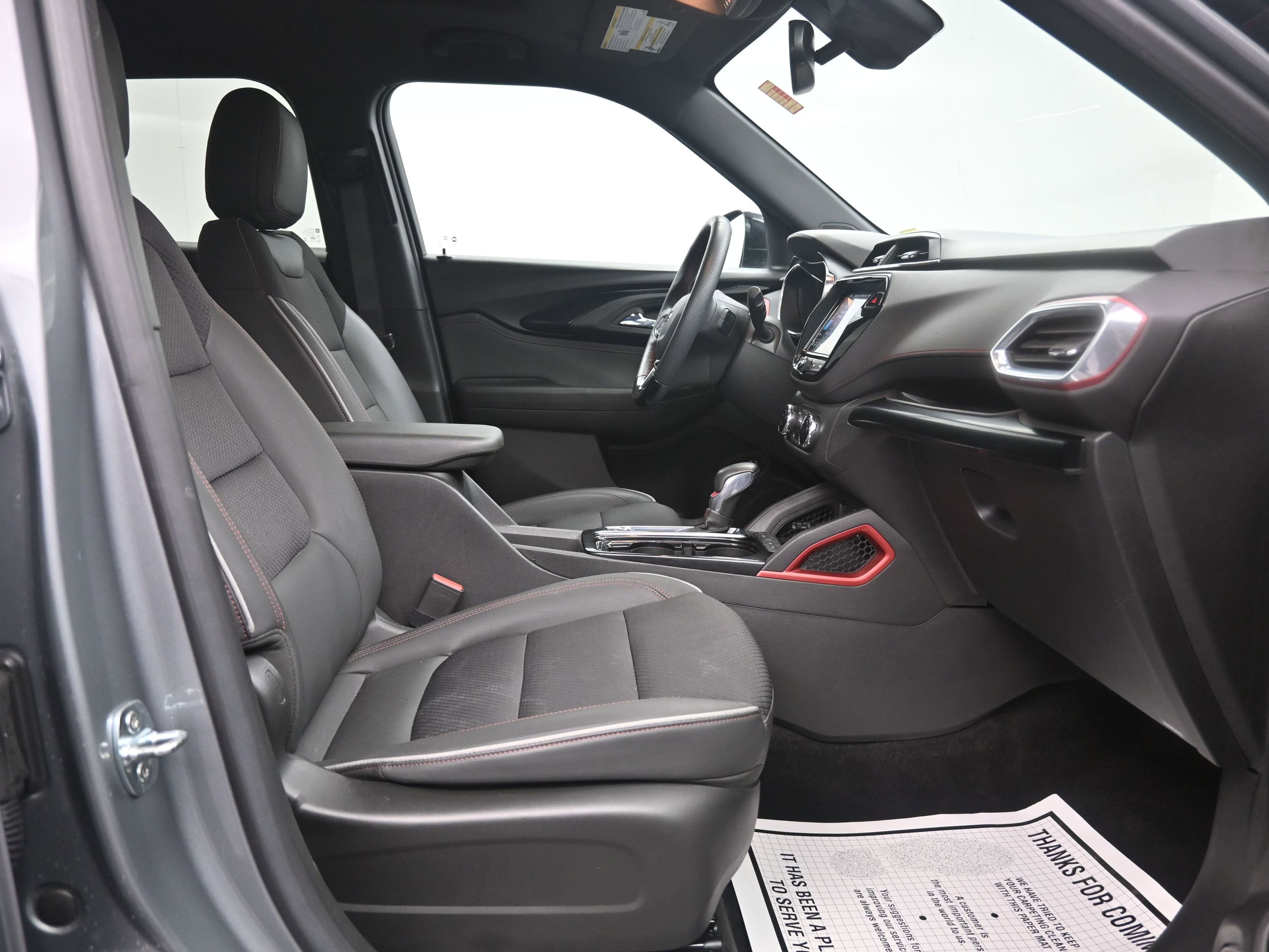 Used 2023 Chevrolet TrailBlazer RS w/ Sun and Liftgate Package image 18