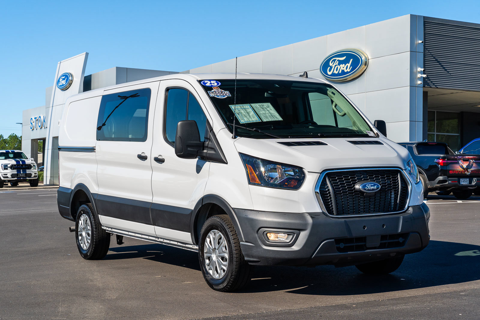 Used 2025 Ford Transit 250 Low Roof w/ Exterior Upgrade Package RWD image 1