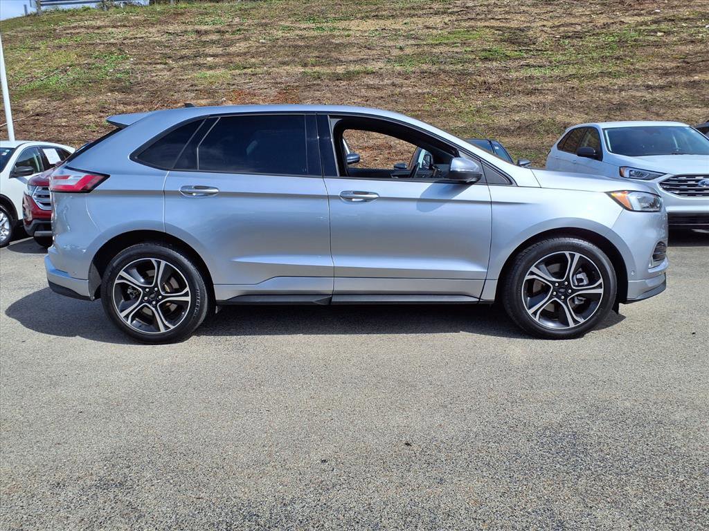 Certified 2021 Ford Edge ST w/ Equipment Group 401A image 2