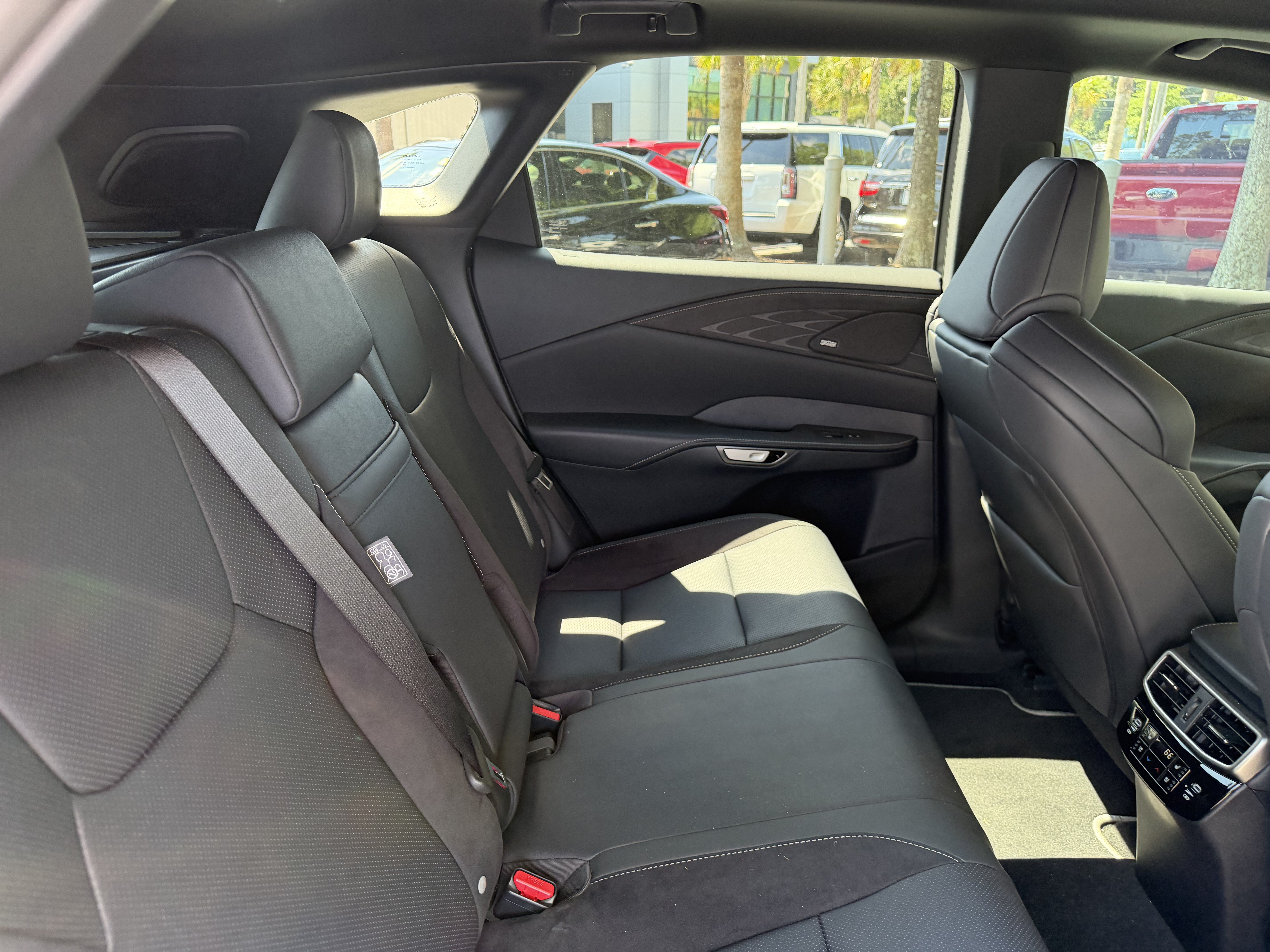 Used 2026 Lexus RX 500h F Sport w/ Appearance Package AWD/4WD image 41
