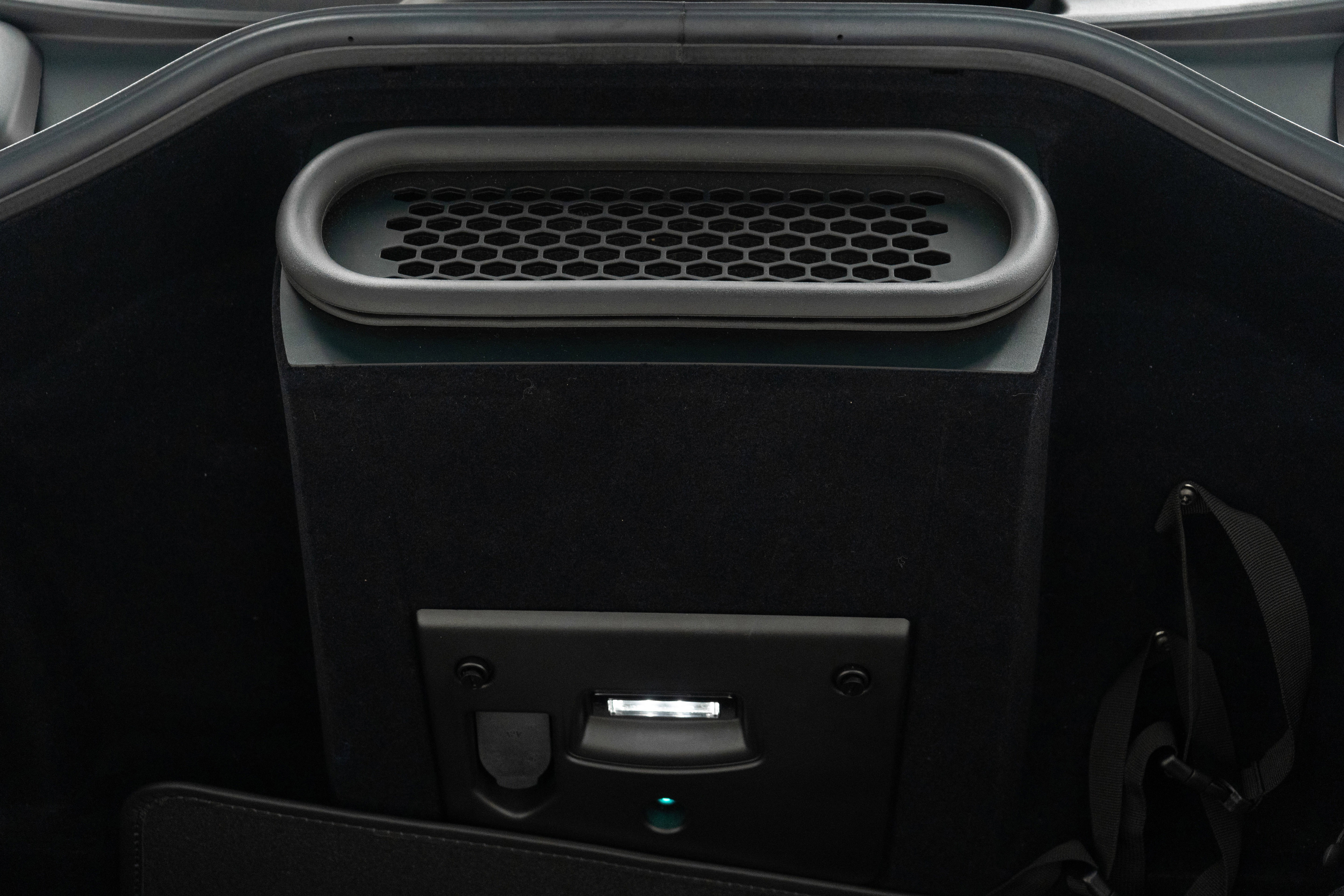 Used 2024 McLaren 750S Spider image 36