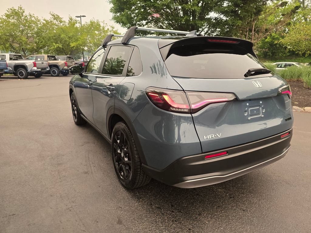 Used 2025 Honda HR-V Sport image 6