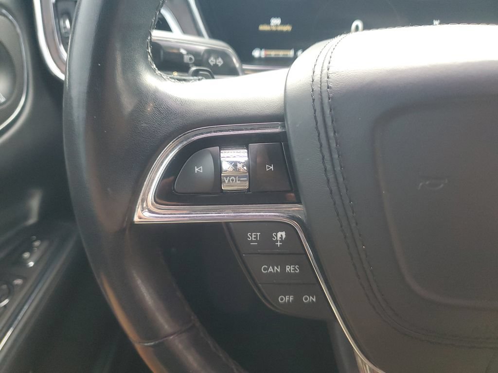 Used 2017 Lincoln Continental Reserve w/ Climate Package FWD image 24