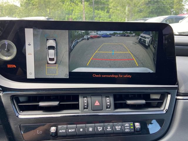 Used 2025 Lexus ES 300h Ultra Luxury w/ Accessory Package (Z2) FWD image 21
