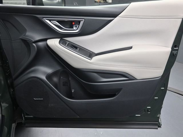 Used 2023 Subaru Forester Premium image 31