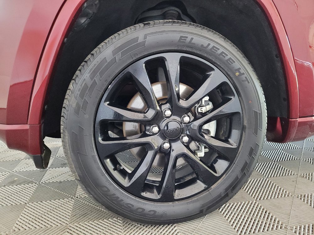 Used 2022 Jeep Grand Cherokee Laredo X RWD image 31