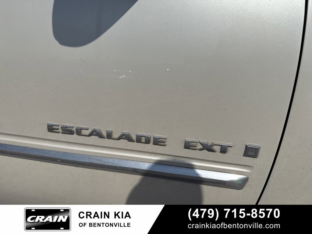 Used 2008 Cadillac Escalade EXT image 7