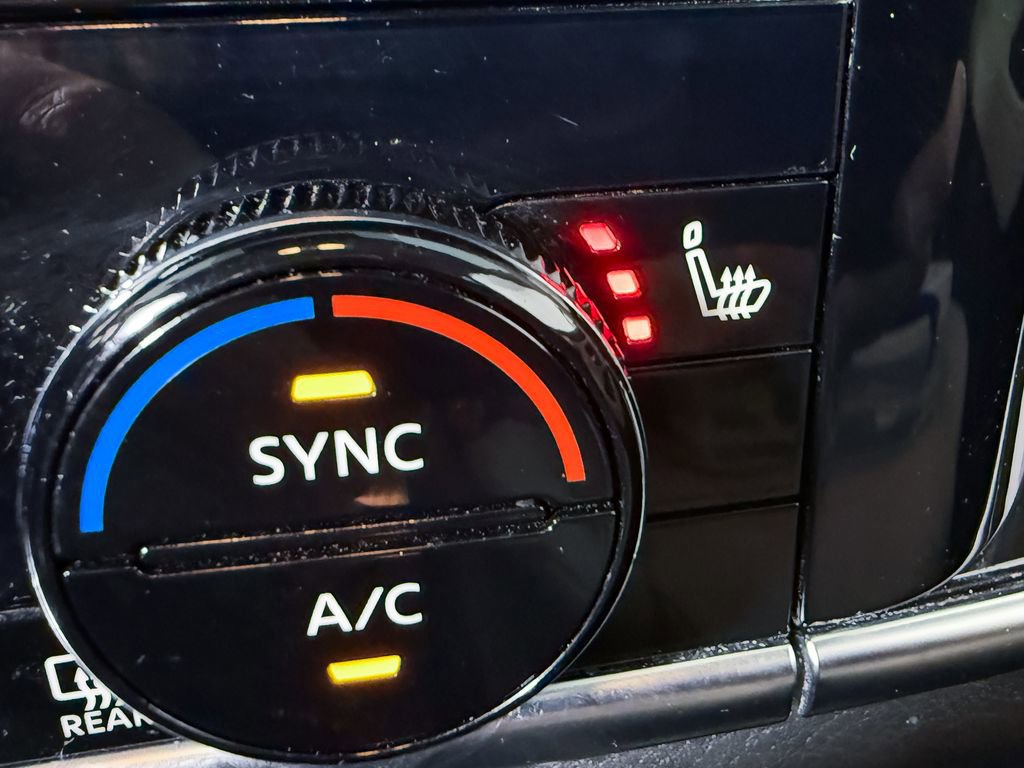 Certified 2024 Nissan Rogue SL image 20