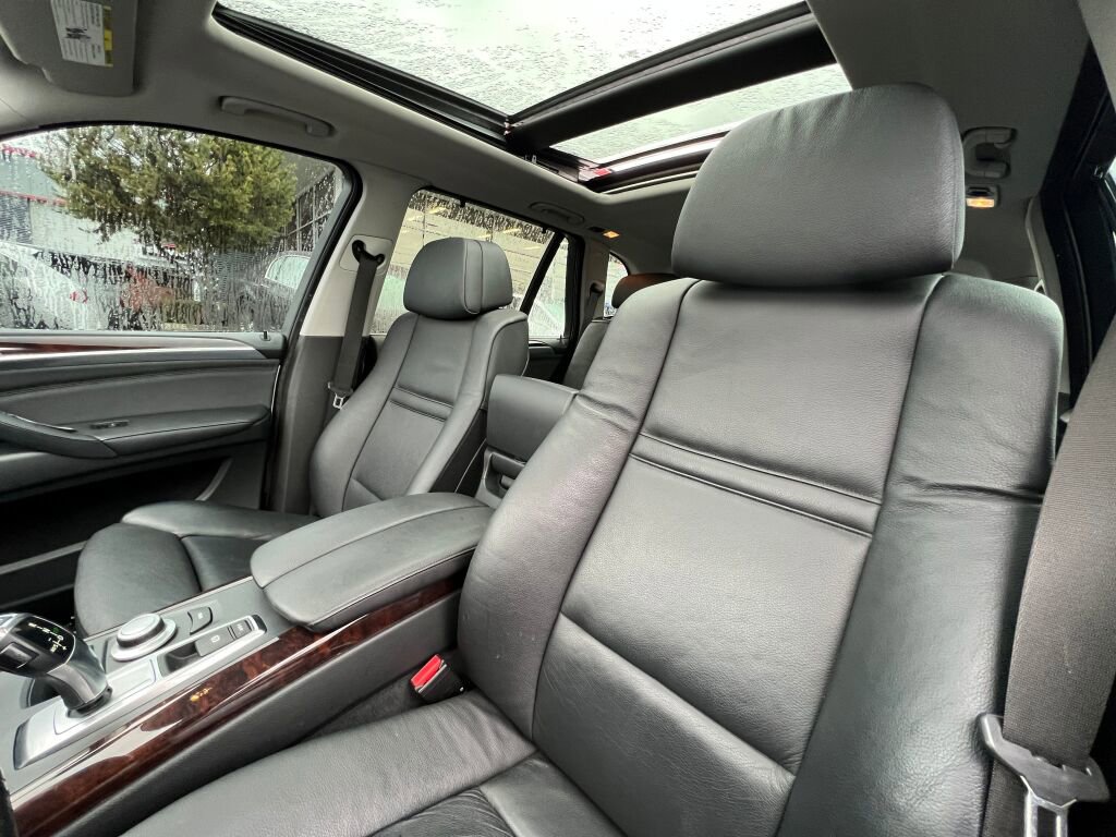 Used 2009 BMW X5 xDrive30i image 17