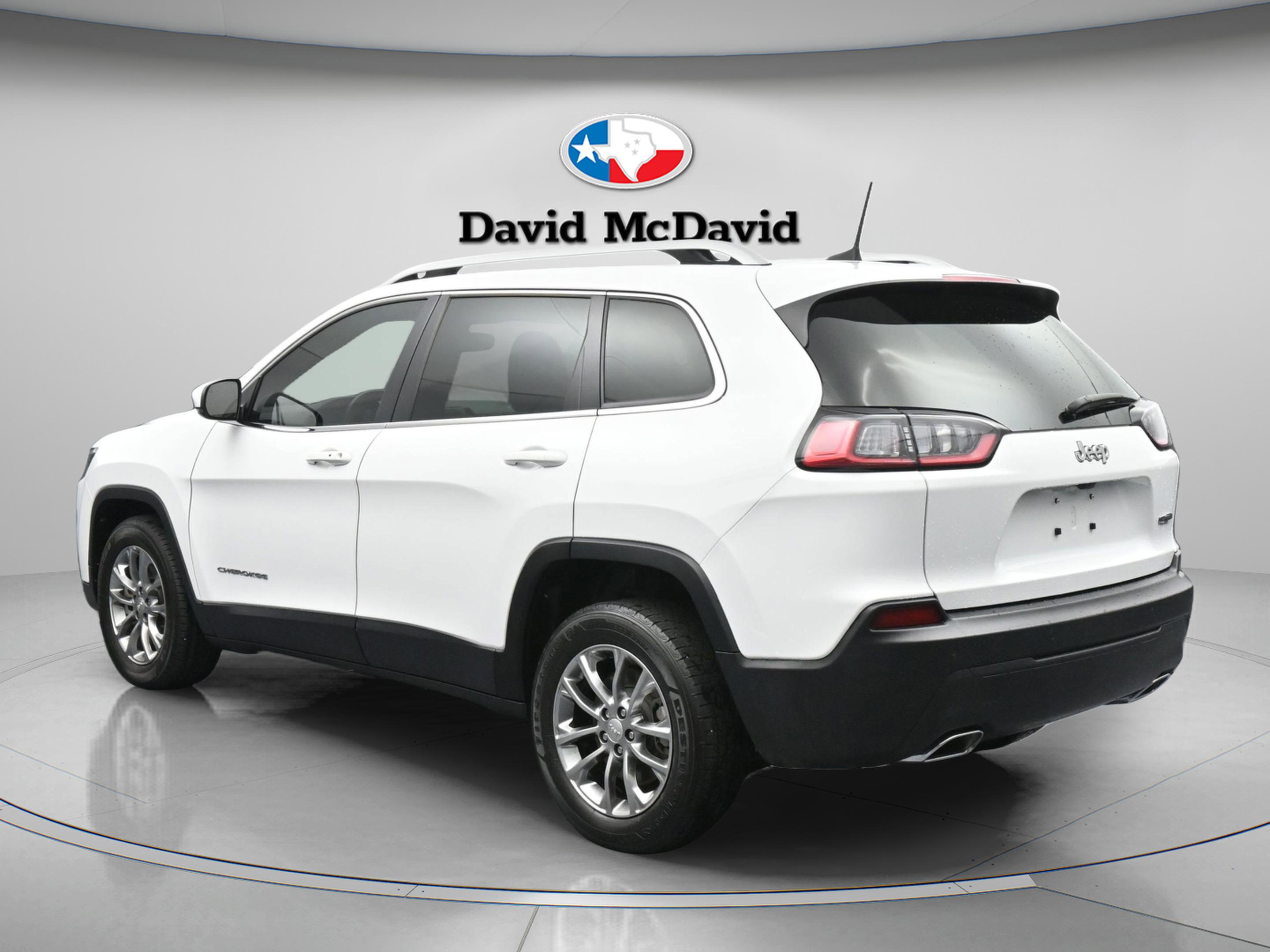 Used 2021 Jeep Cherokee Latitude Lux FWD image 6