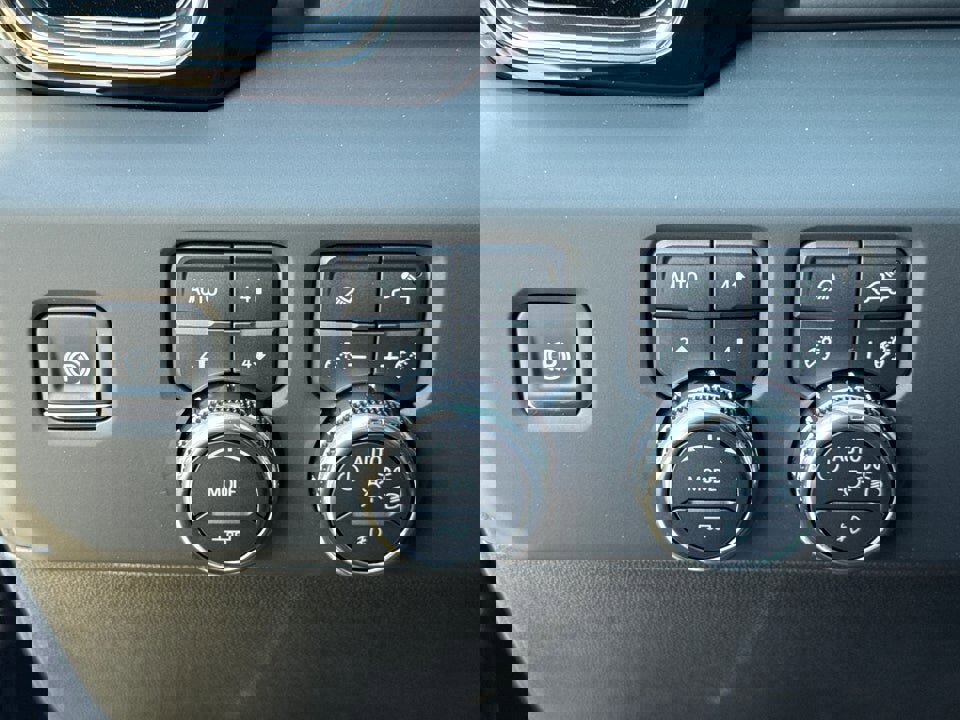 Used 2025 GMC Sierra 1500 Denali AWD/4WD image 26