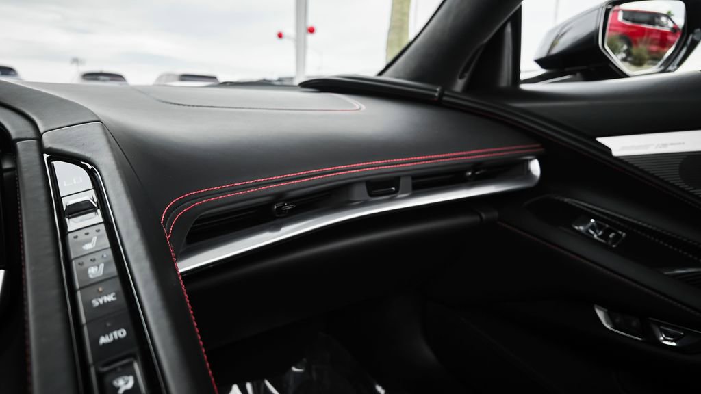 Used 2023 Chevrolet Corvette Stingray Premium Conv w/ Z51 Performance Package image 37