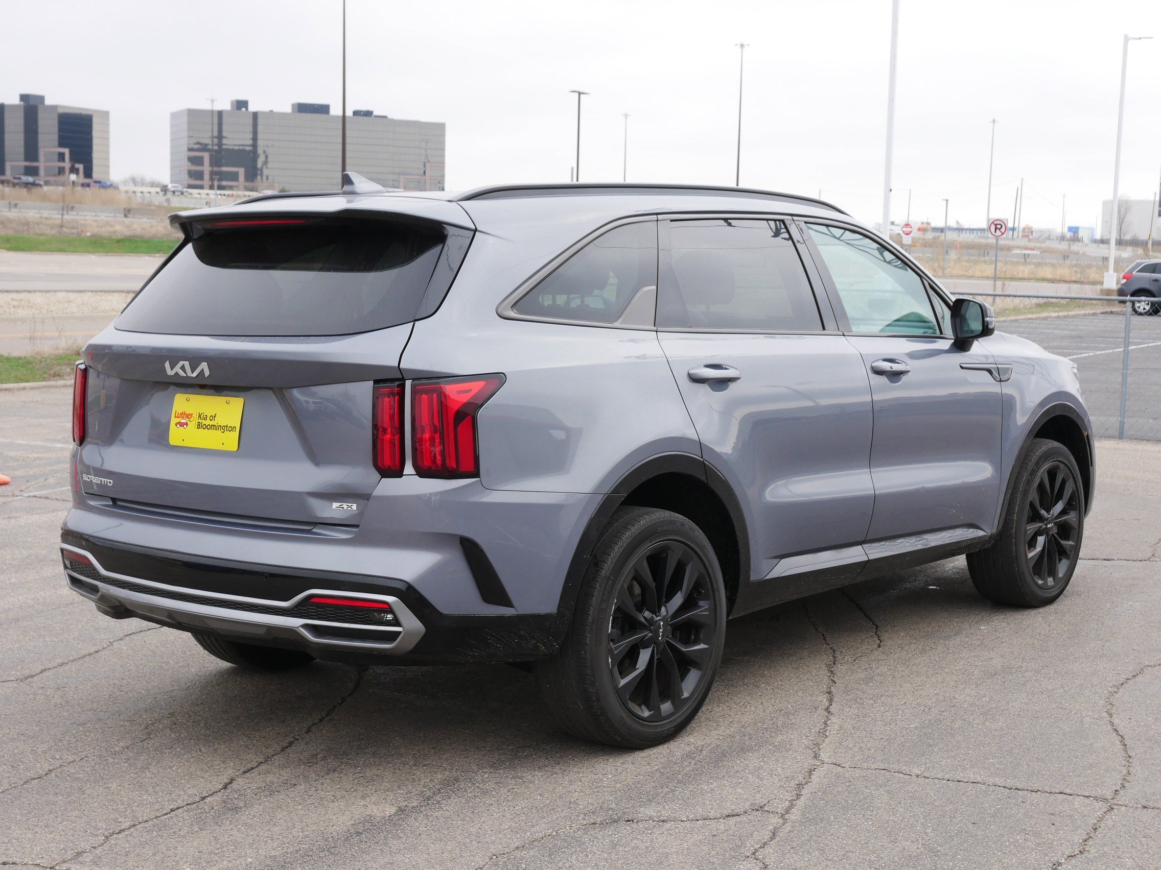 Certified 2023 Kia Sorento SX image 4