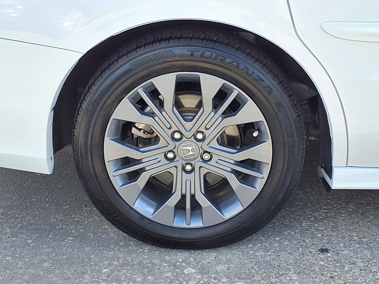 Used 2026 Honda Odyssey Touring image 28