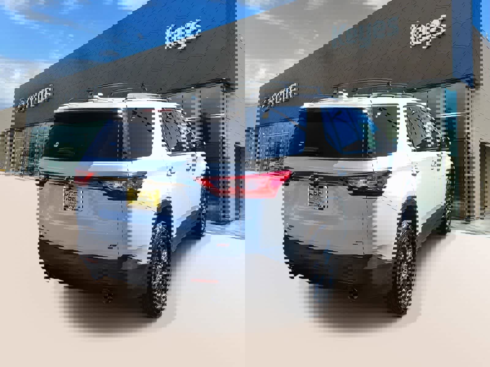 Used 2018 Chevrolet Traverse RS image 4