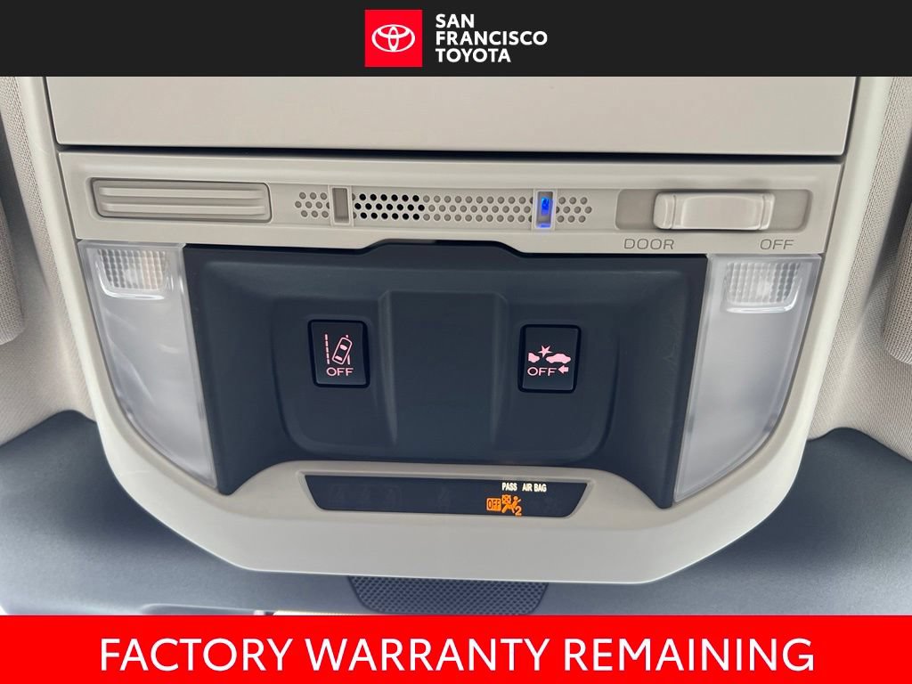 Used 2022 Subaru Forester AWD/4WD image 26
