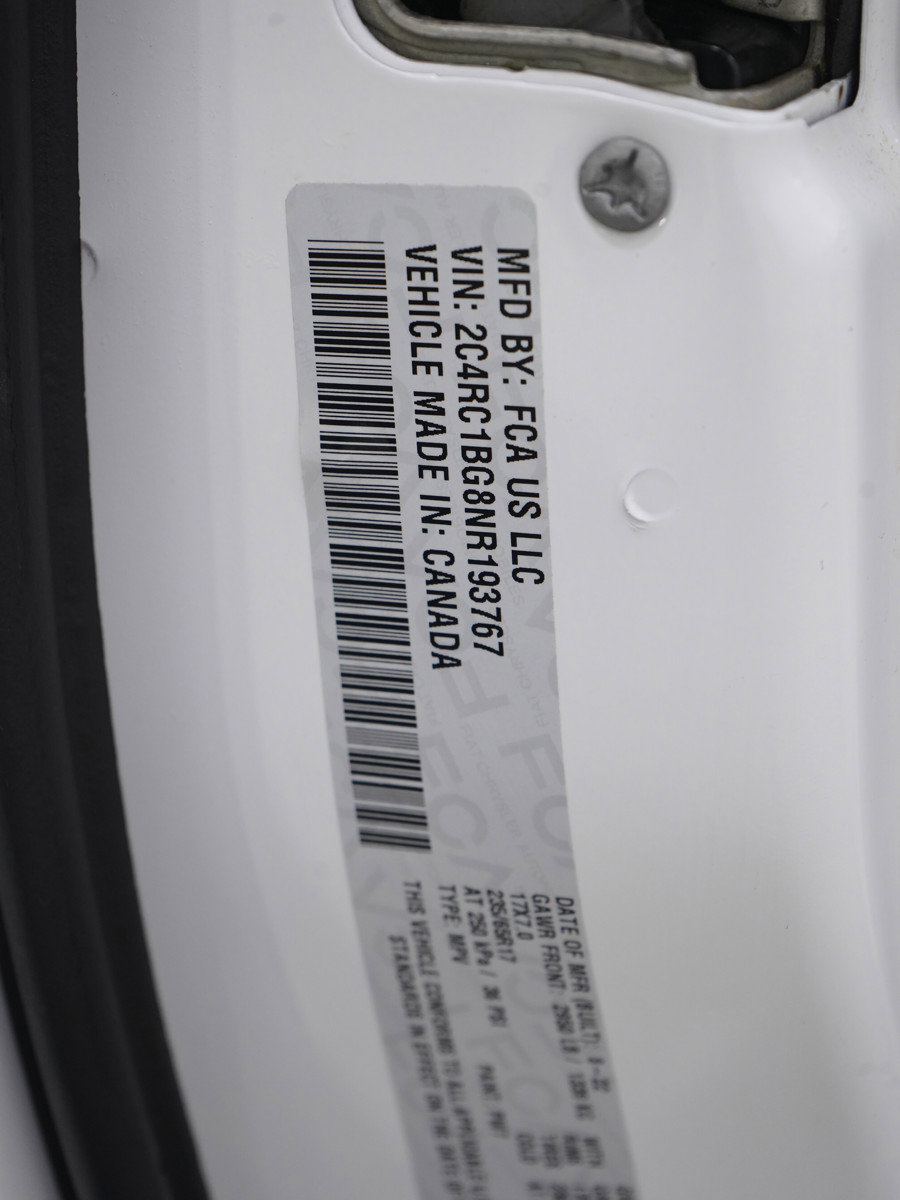 Used 2022 Chrysler Pacifica Touring-L image 31