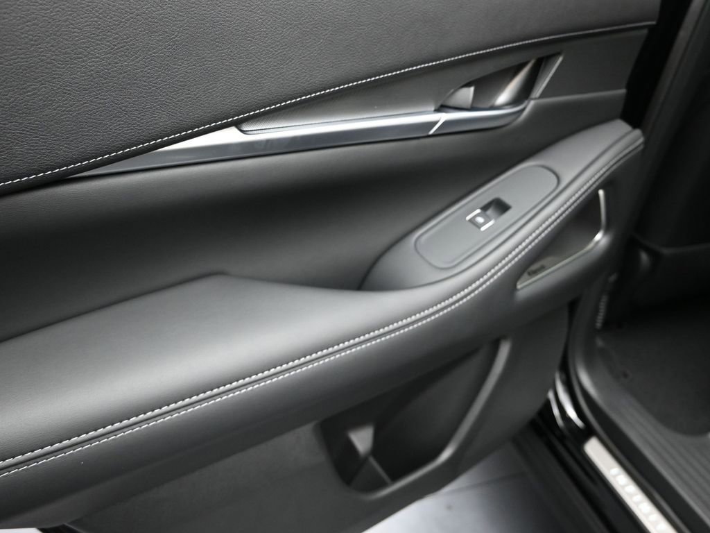 New 2026 INFINITI QX60 Luxe w/ Cargo Package image 16