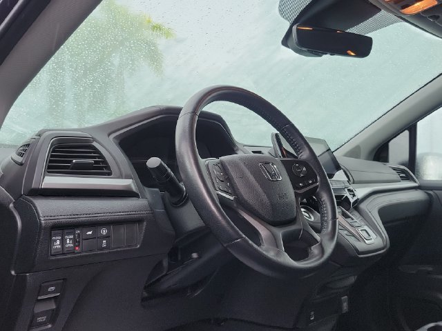 Used 2023 Honda Odyssey EX-L image 6