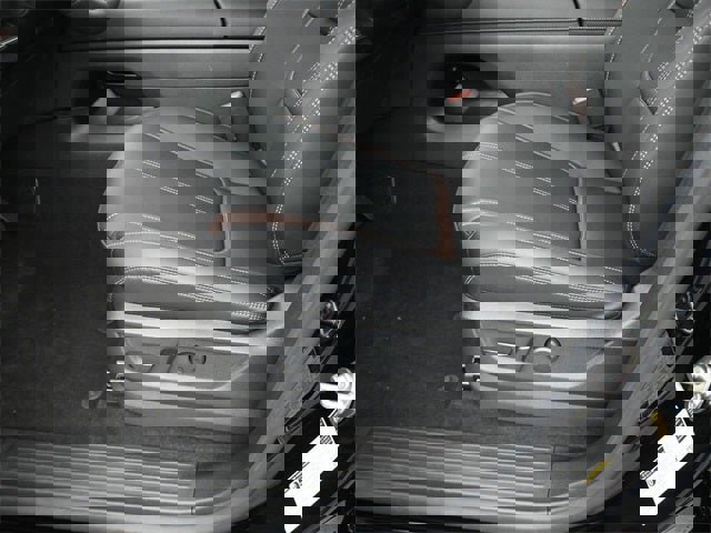 New 2026 Nissan Armada SL w/ Captain's Chari Seat Package image 26