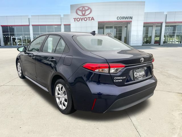 Used 2025 Toyota Corolla LE FWD image 3