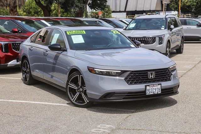 Used 2023 Honda Accord Sport image 2