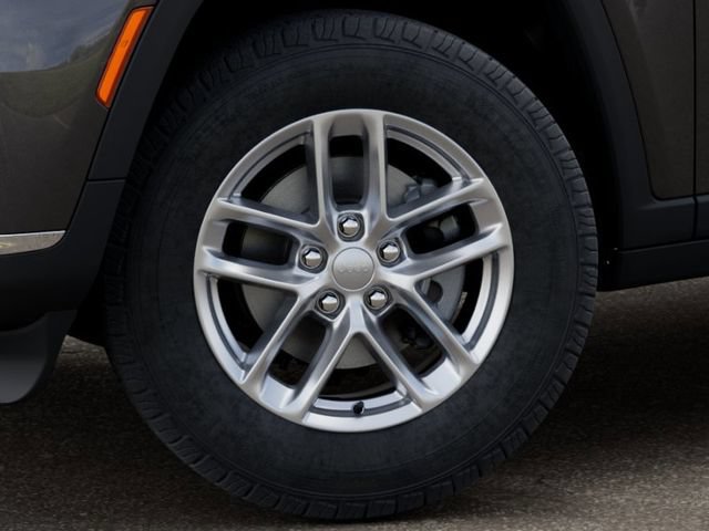 New 2026 Jeep Grand Cherokee L 4WD image 8