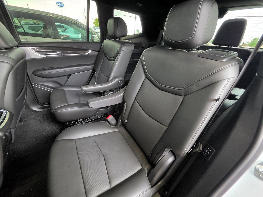 Used 2025 Cadillac XT6 Sport w/ LPO, Floor Liner Package AWD/4WD image 67