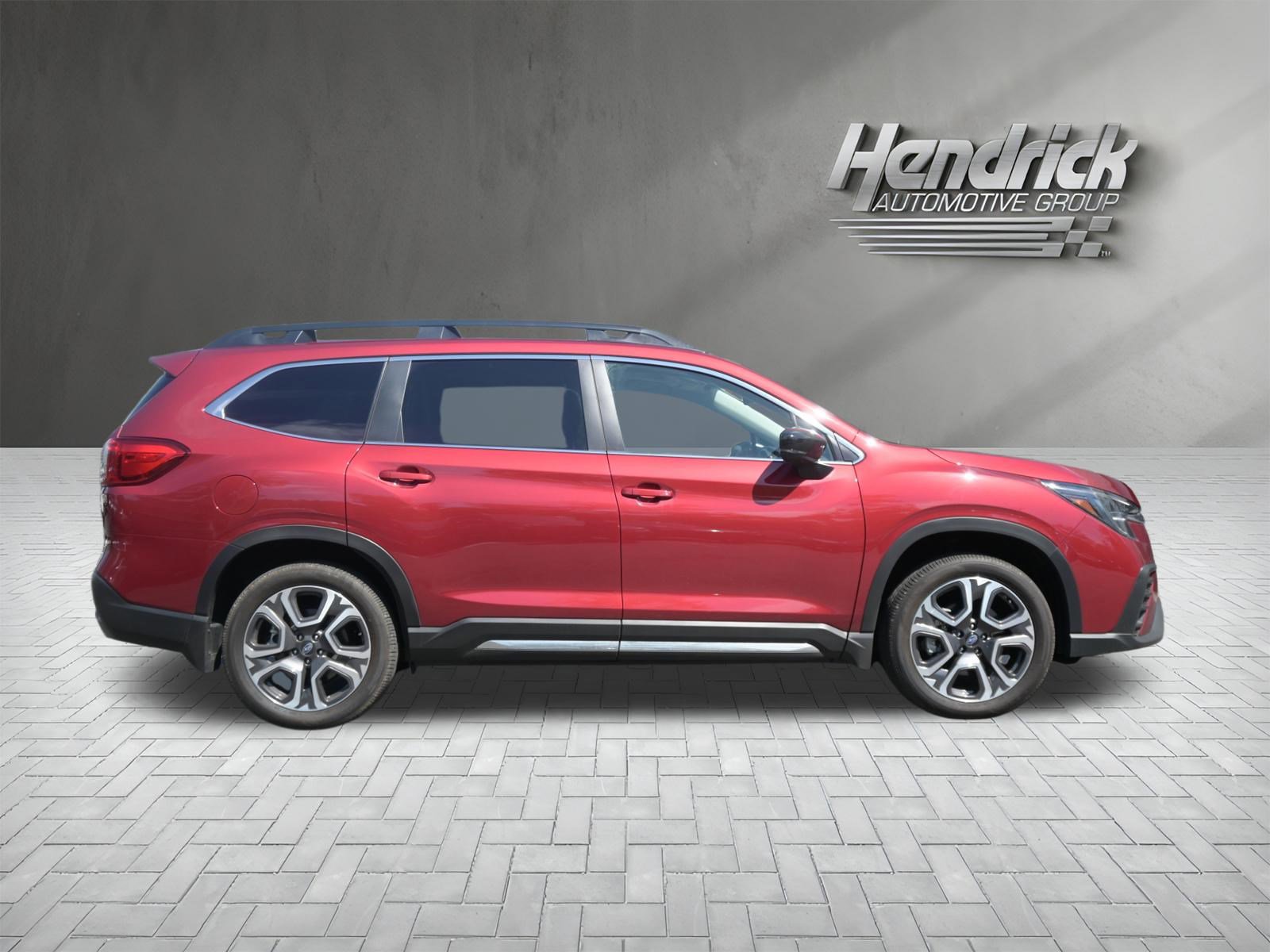 Used 2025 Subaru Ascent Limited w/ Popular Package #1 AWD/4WD image 10