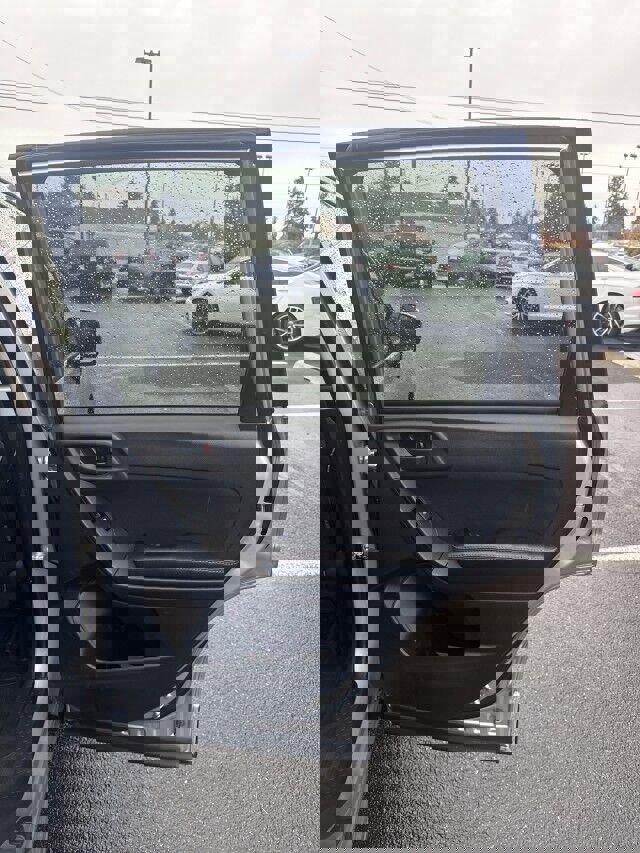 Used 2016 Subaru Forester 2.5i Premium w/ Popular Package #2 image 15