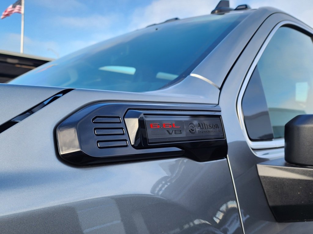 New 2026 GMC Sierra 2500 SLE image 10