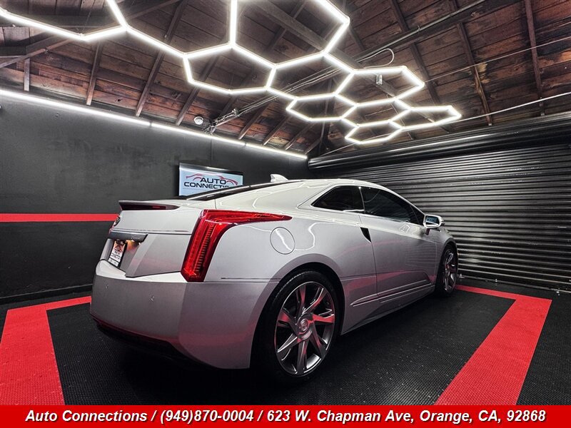 Used 2014 Cadillac ELR w/ Luxury Package FWD image 3