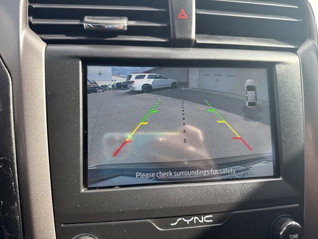 Used 2020 Ford Fusion SE image 26