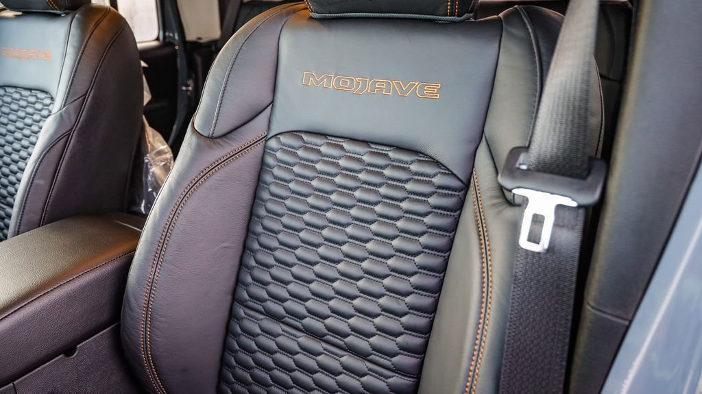 New 2026 Jeep Gladiator Mojave image 26