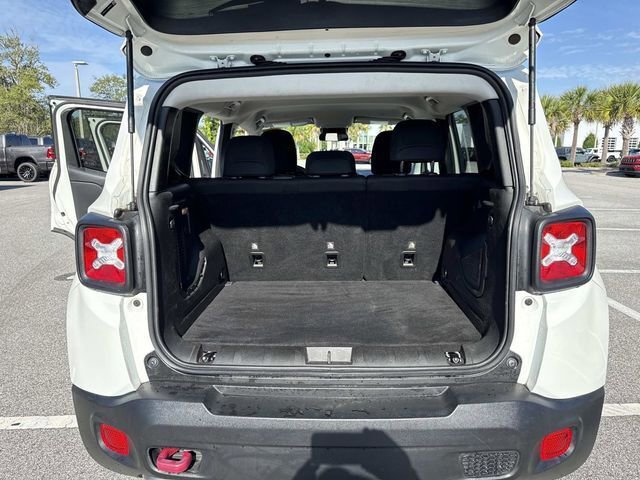 Used 2020 Jeep Renegade Trailhawk AWD/4WD image 32