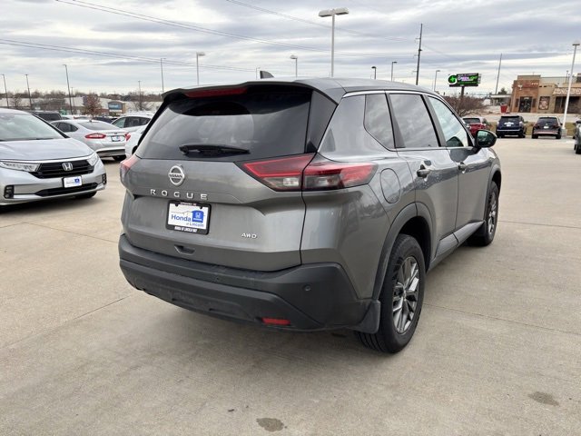 Used 2021 Nissan Rogue S image 5