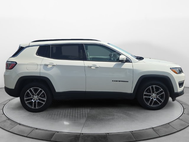 Used 2018 Jeep Compass Latitude w/ Popular Equipment Group FWD image 6