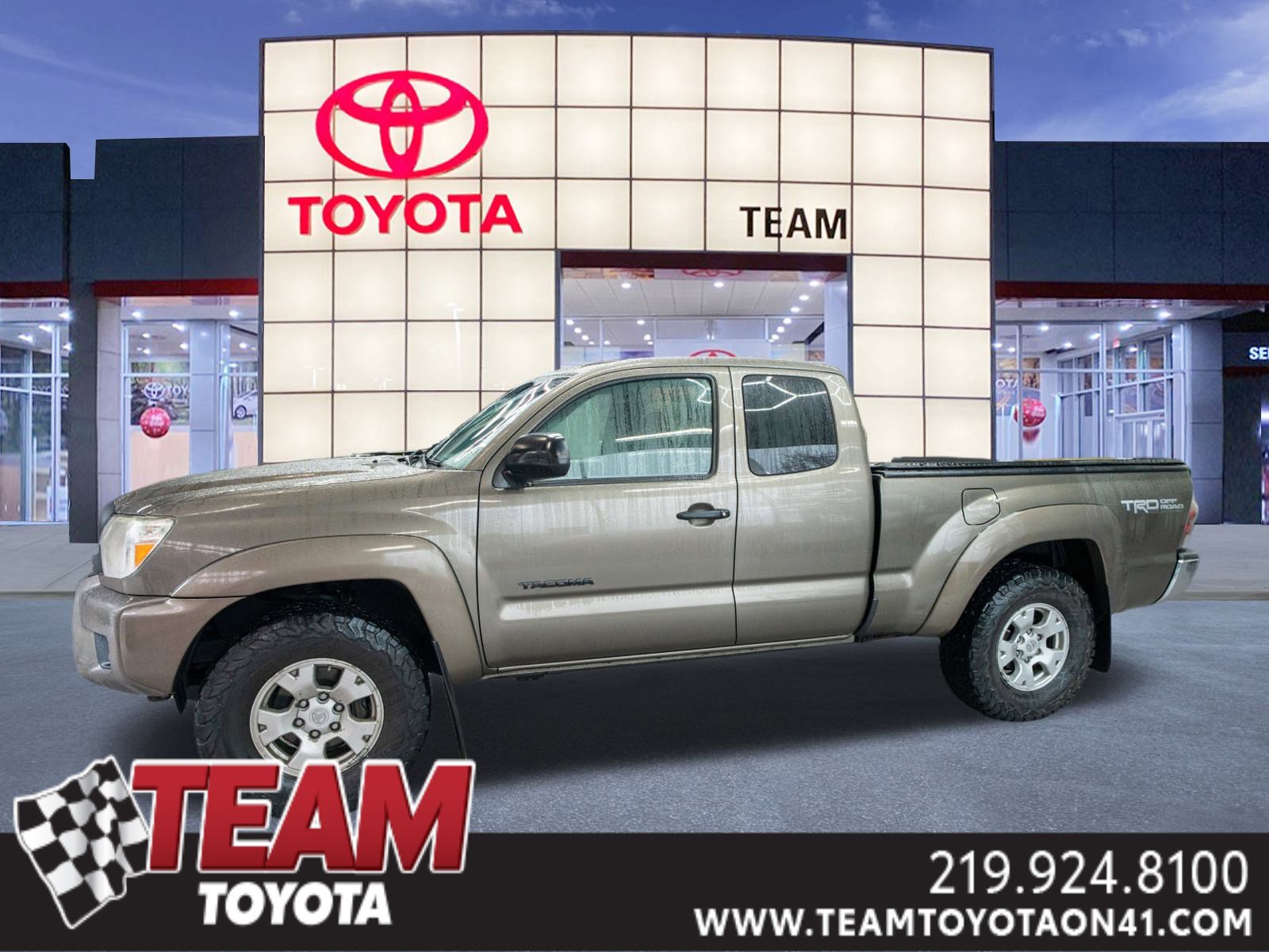 Used 2013 Toyota Tacoma 4x4 Access Cab V6 image 1