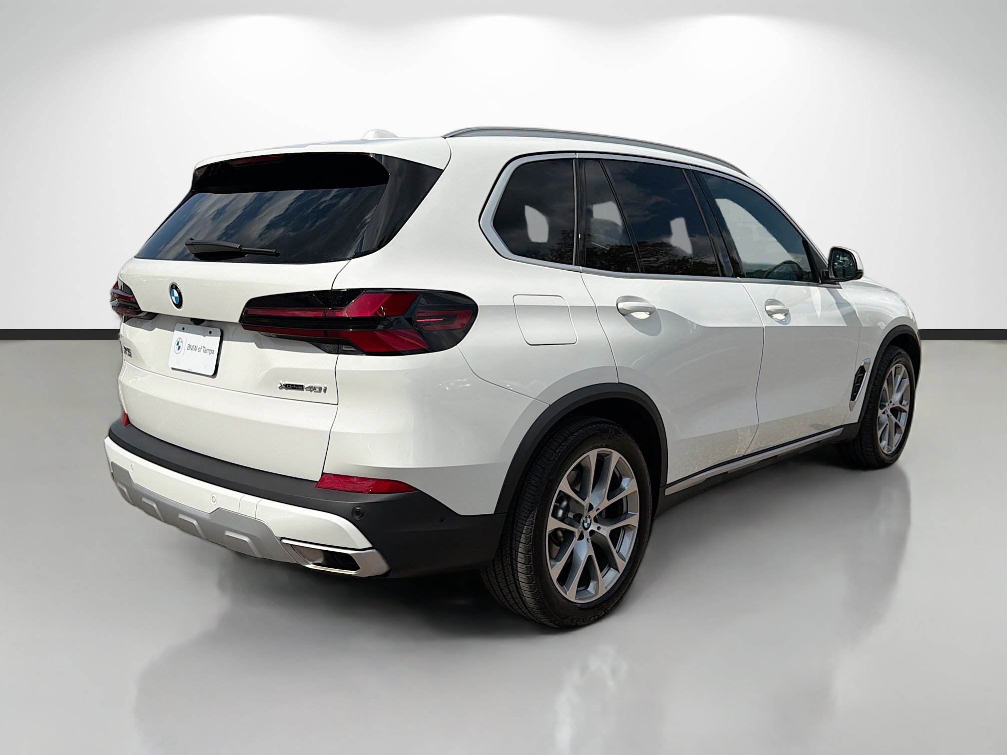 Used 2026 BMW X5 xDrive40i image 3