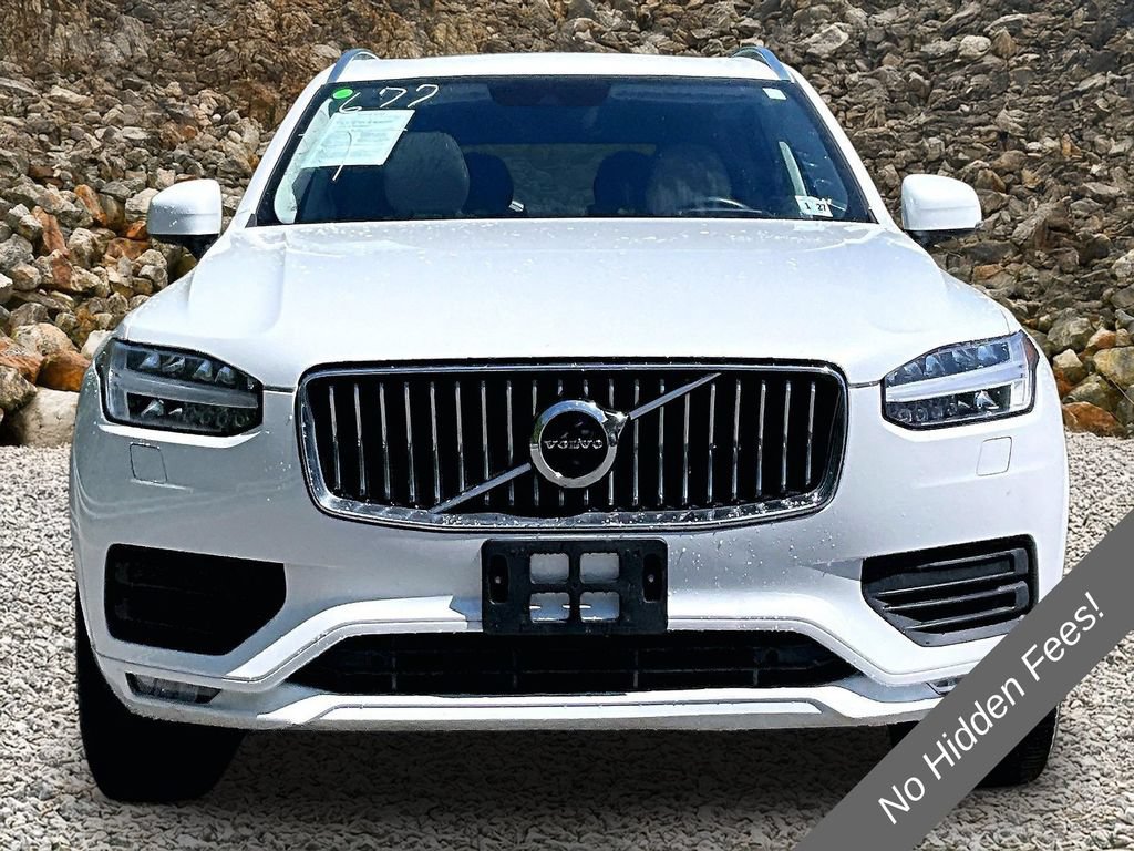 Used 2022 Volvo XC90 T6 Momentum AWD/4WD image 3