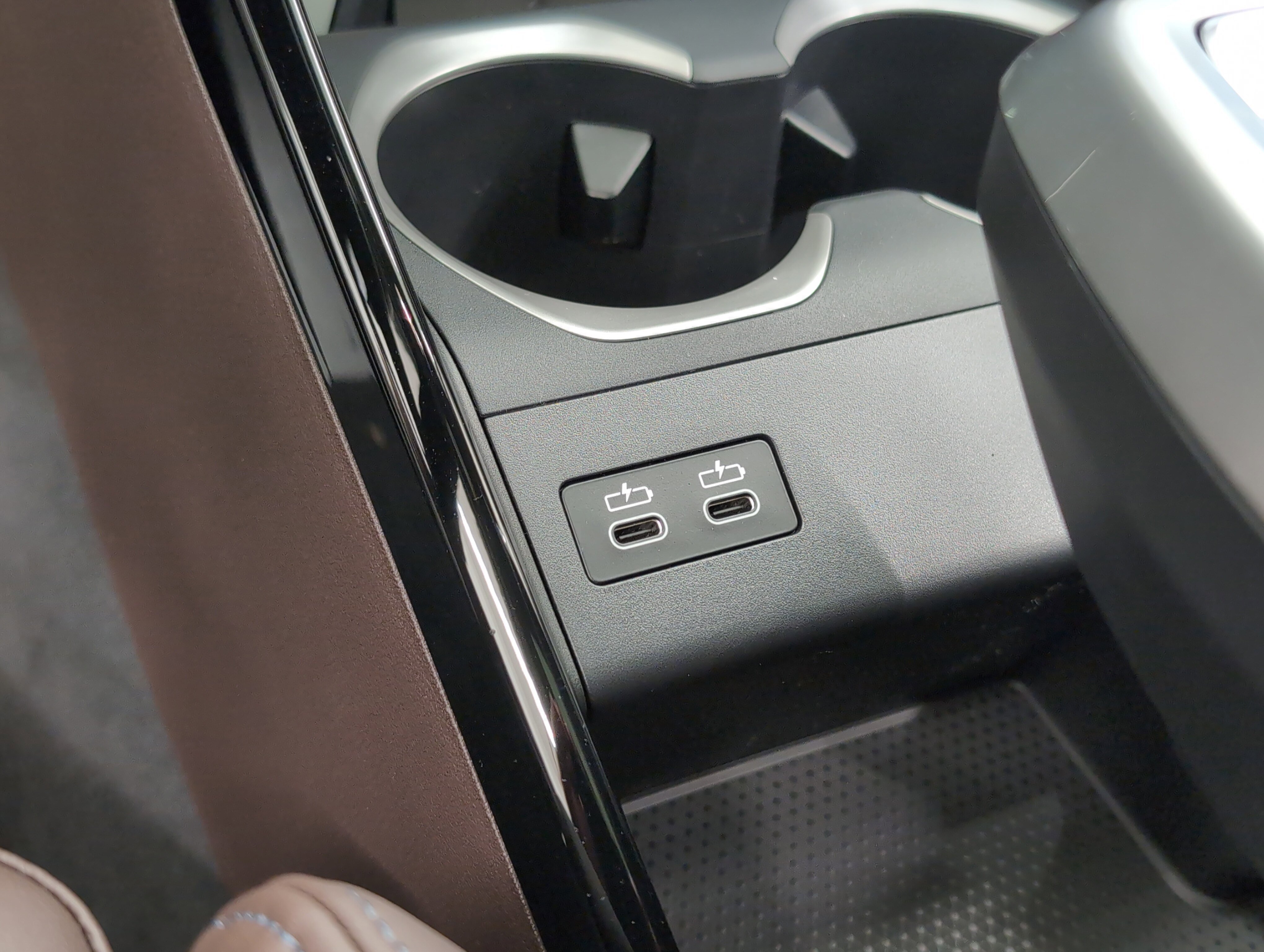 New 2025 BMW X1 xDrive28i w/ Premium Package image 19