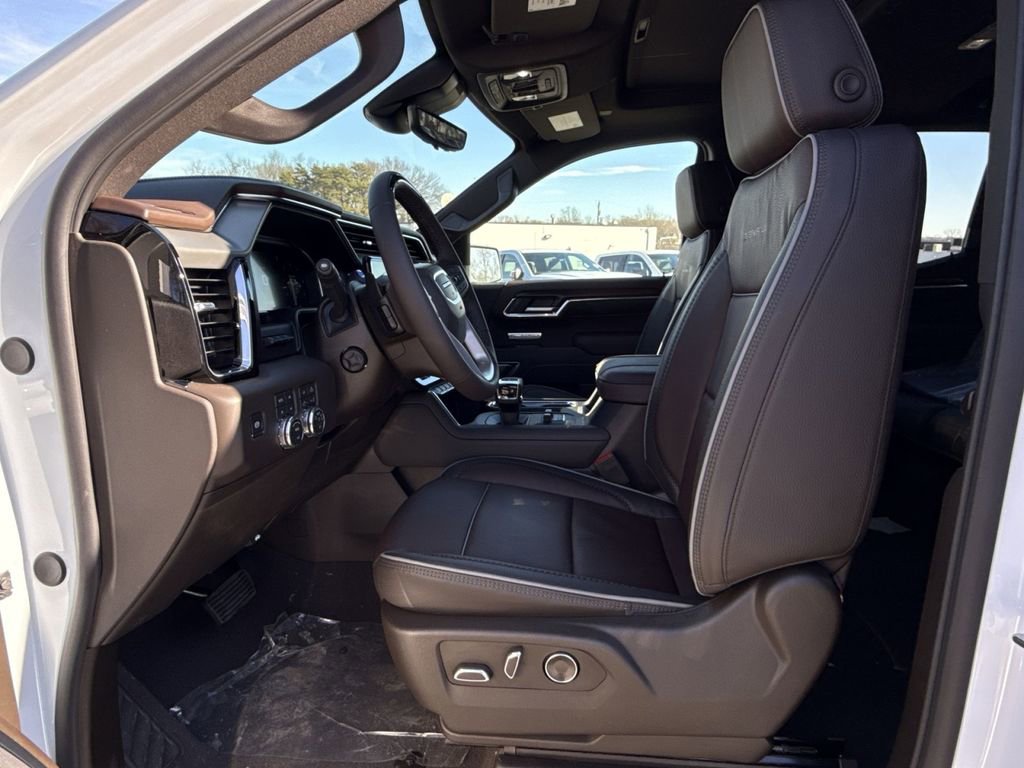 New 2026 GMC Sierra 1500 Denali image 13