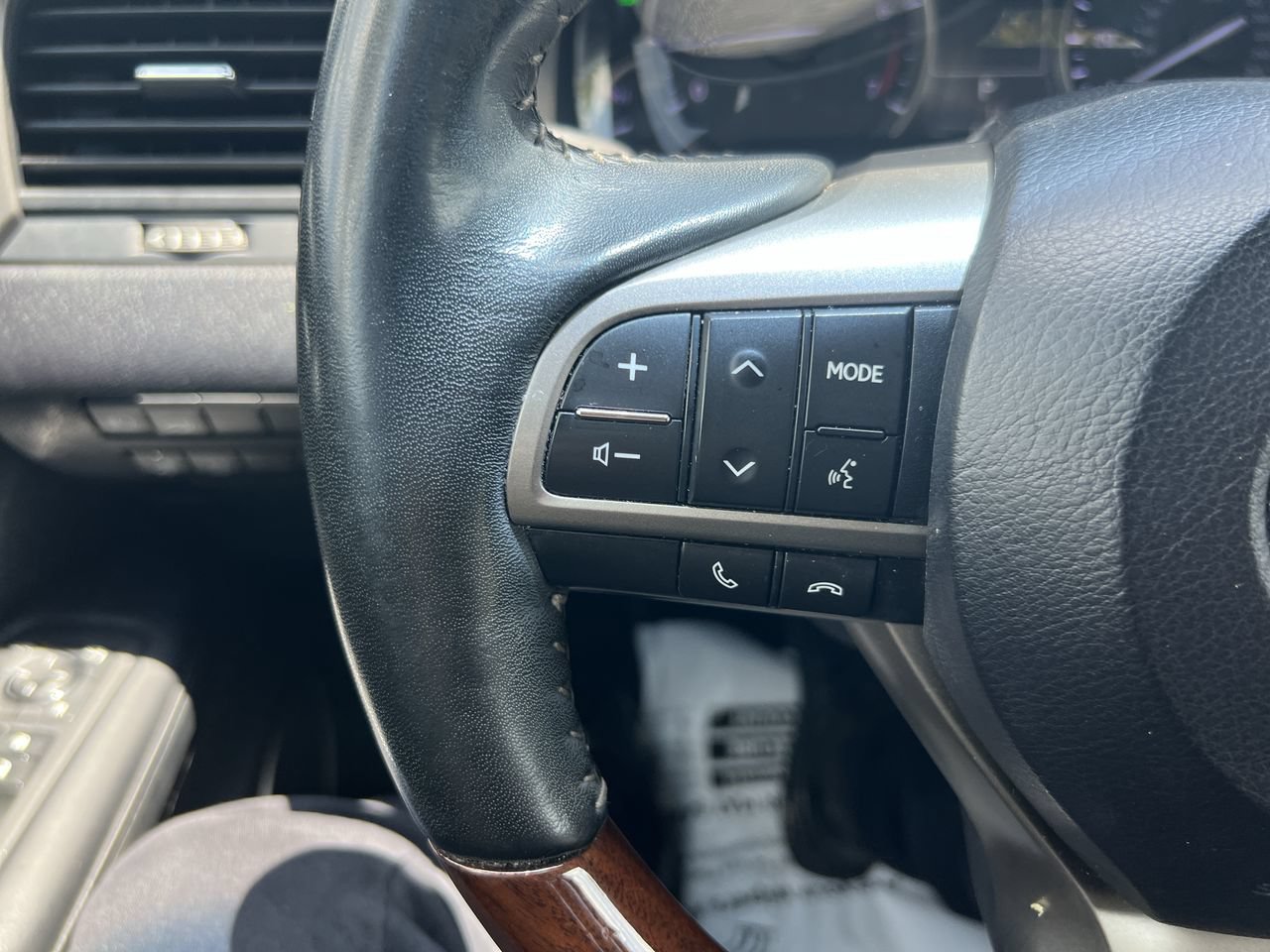 Used 2019 Lexus RX 350 AWD w/ Navigation Package image 19