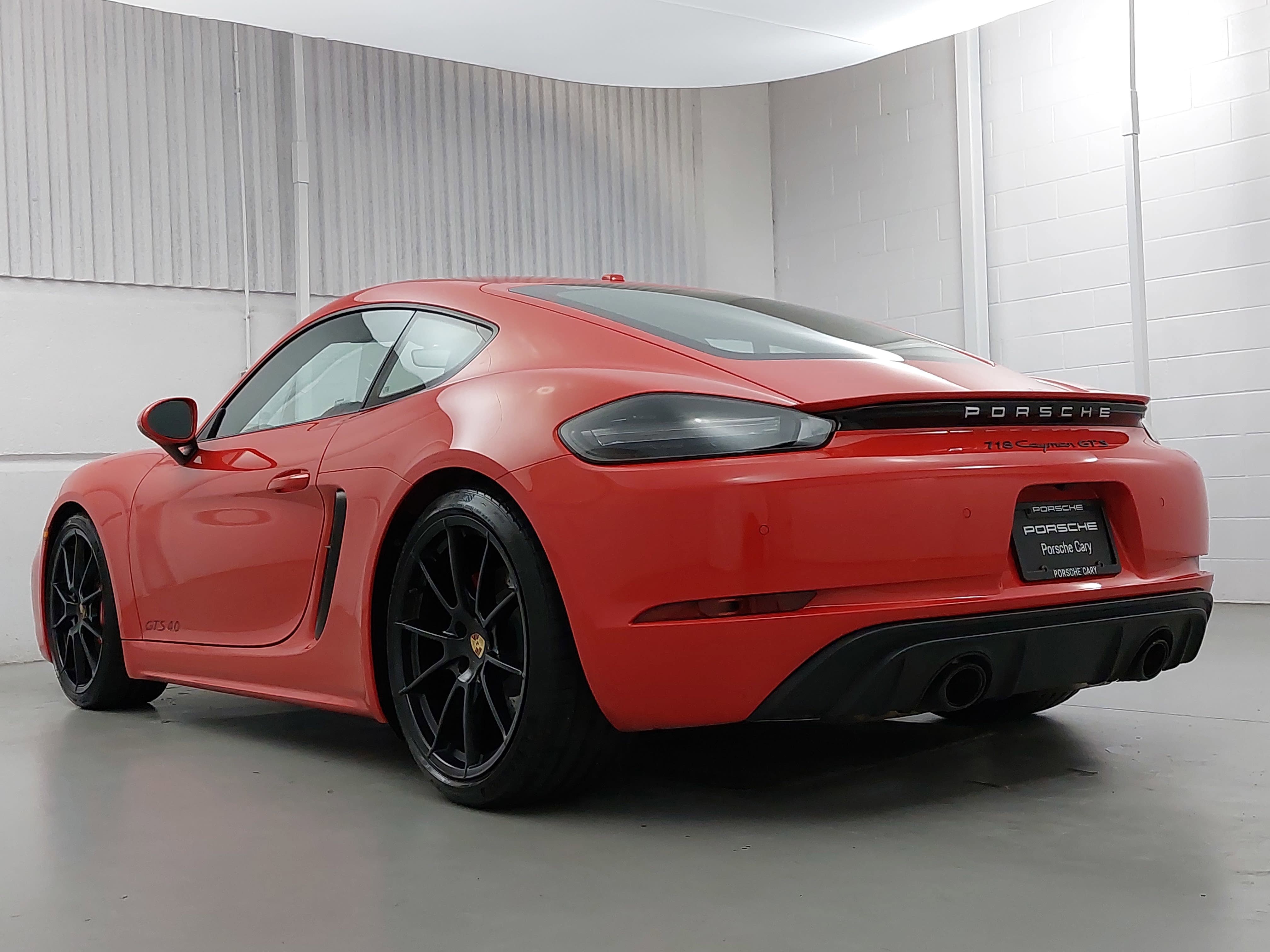 Certified 2024 Porsche 718 Cayman GTS RWD image 3