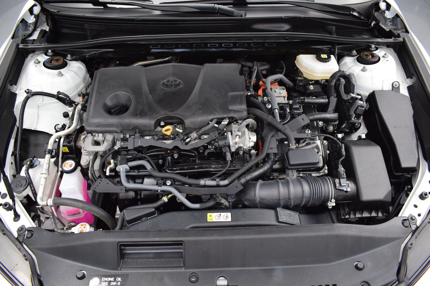 Used 2025 Toyota Camry SE FWD image 9