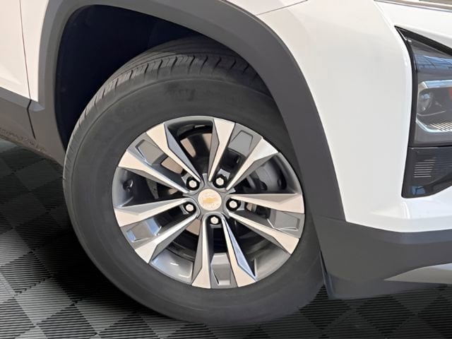 Used 2025 Chevrolet Equinox LT AWD/4WD image 28