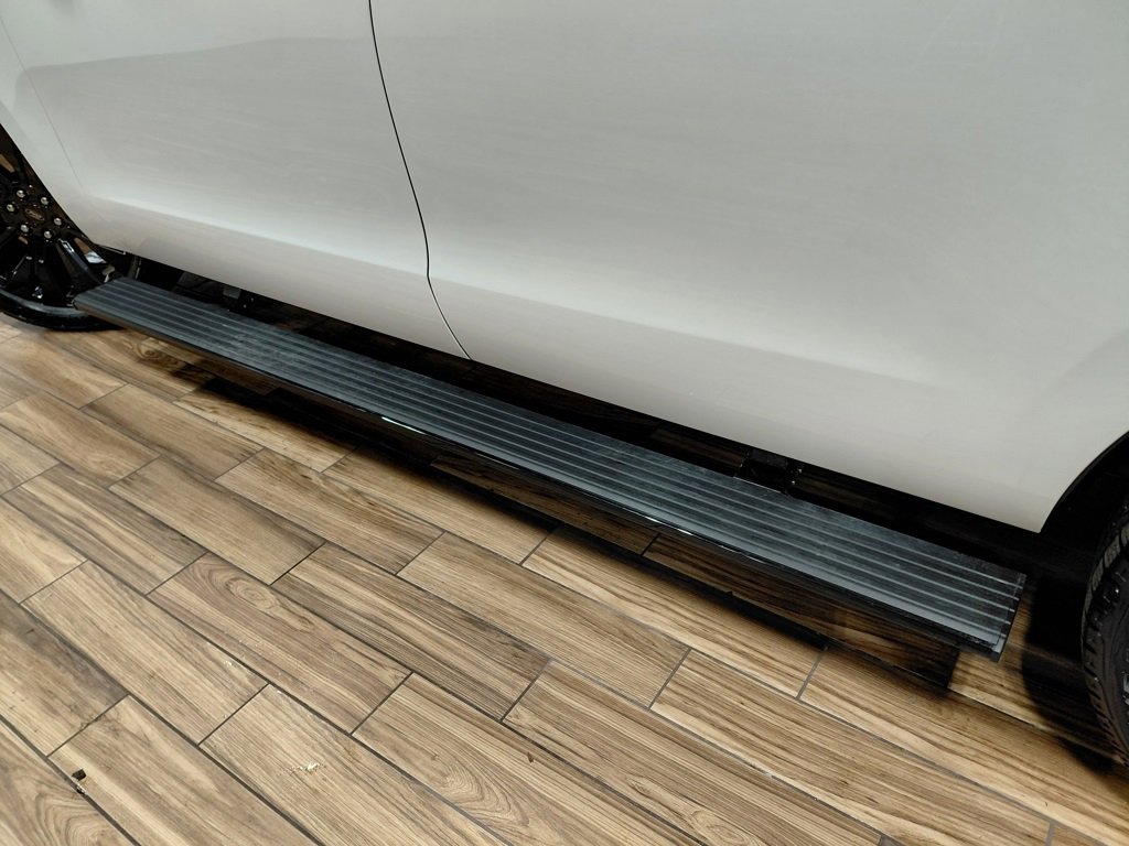 Certified 2025 Ford Expedition Max Platinum w/ Stealth Appearance Package image 15